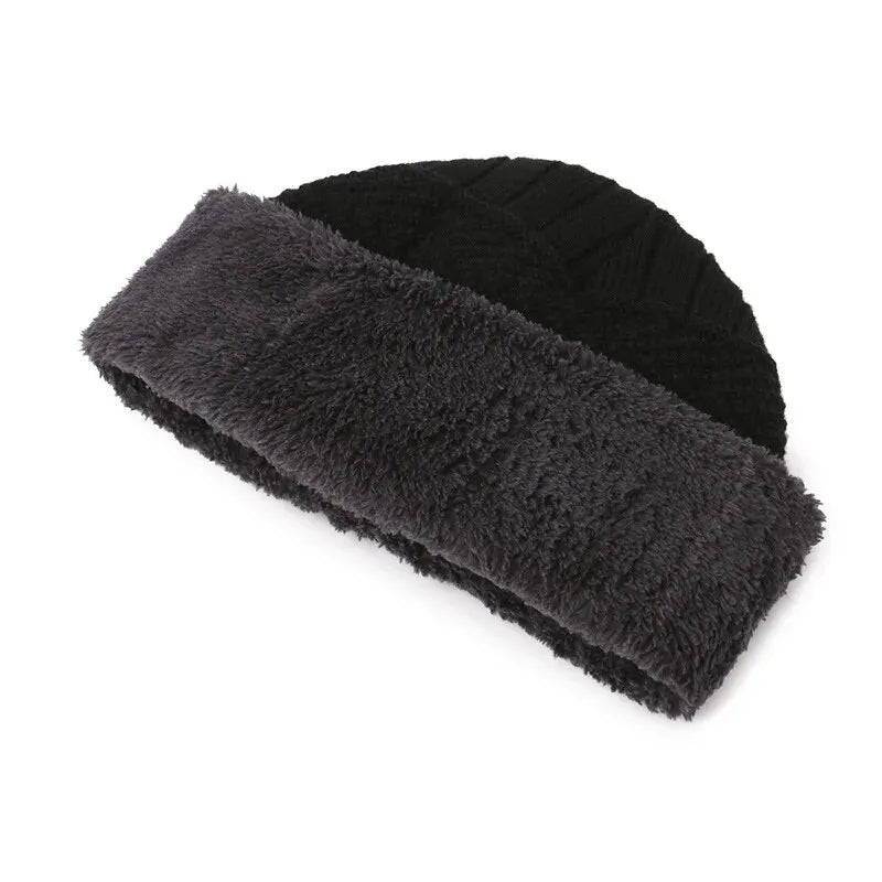 Men’s Winter Thermal Set – Windproof Hat, Scarf & Gloves (3-Piece)