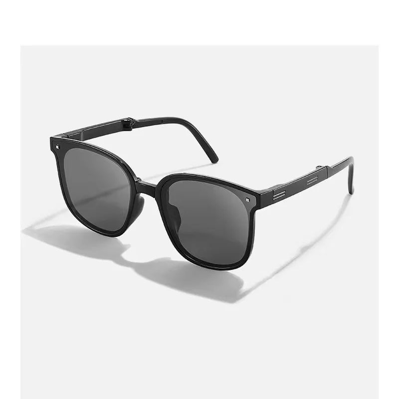 Unisex Folding Sunglasses – UV400 Ultra-Light Portable Shades